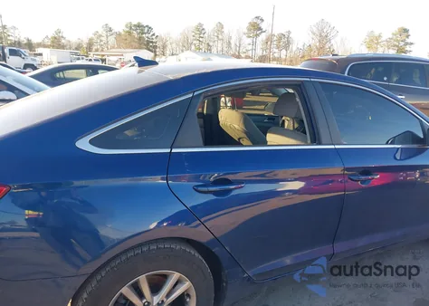 2015 Hyundai Sonata Se z USA, uszkodzony, nr VIN 5NPE24AF2FH189093